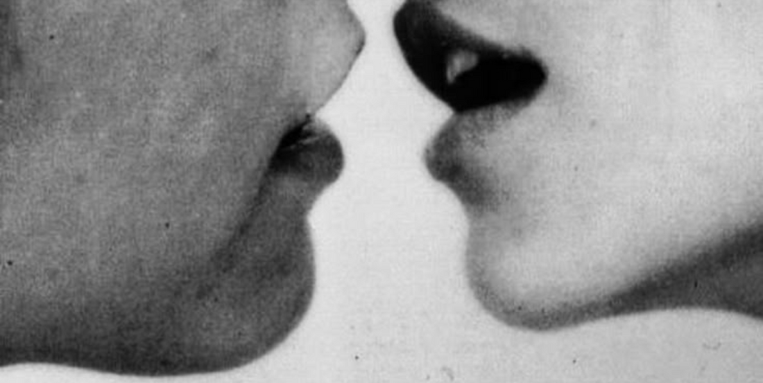 Sex with Older Women: Confidence, Depth &amp; Intimacy Redefined