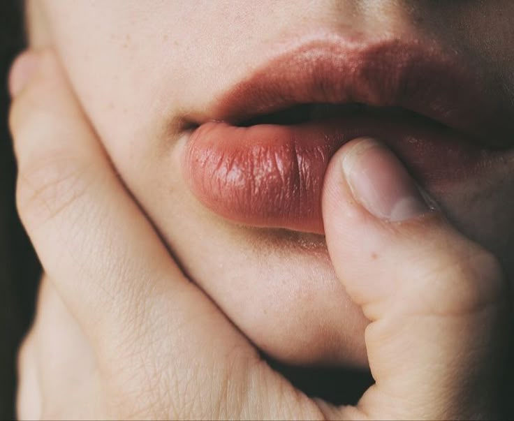How to Use Sex Toys Like You Were Born to Please Yourself featured image by ViveVibe